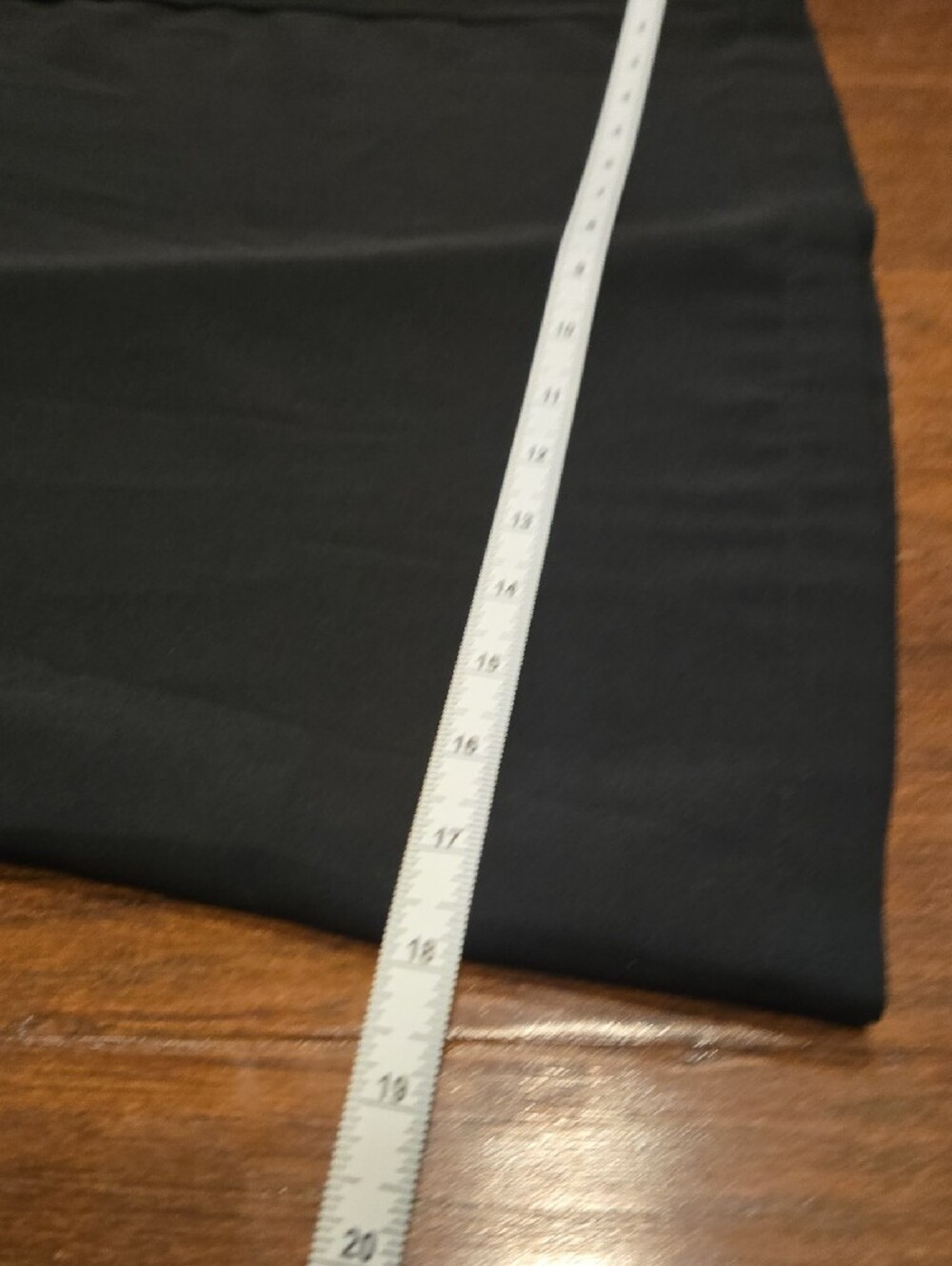 Emery Rose Wide Leg Flowy Pants in Black - Picture 5 of 10